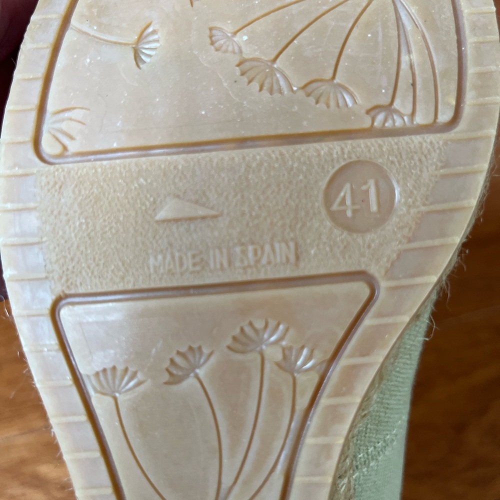 Various Sizes Viscata Roses Espadrille Beige Canvas Wedge Pumps - Picture 8 of 10